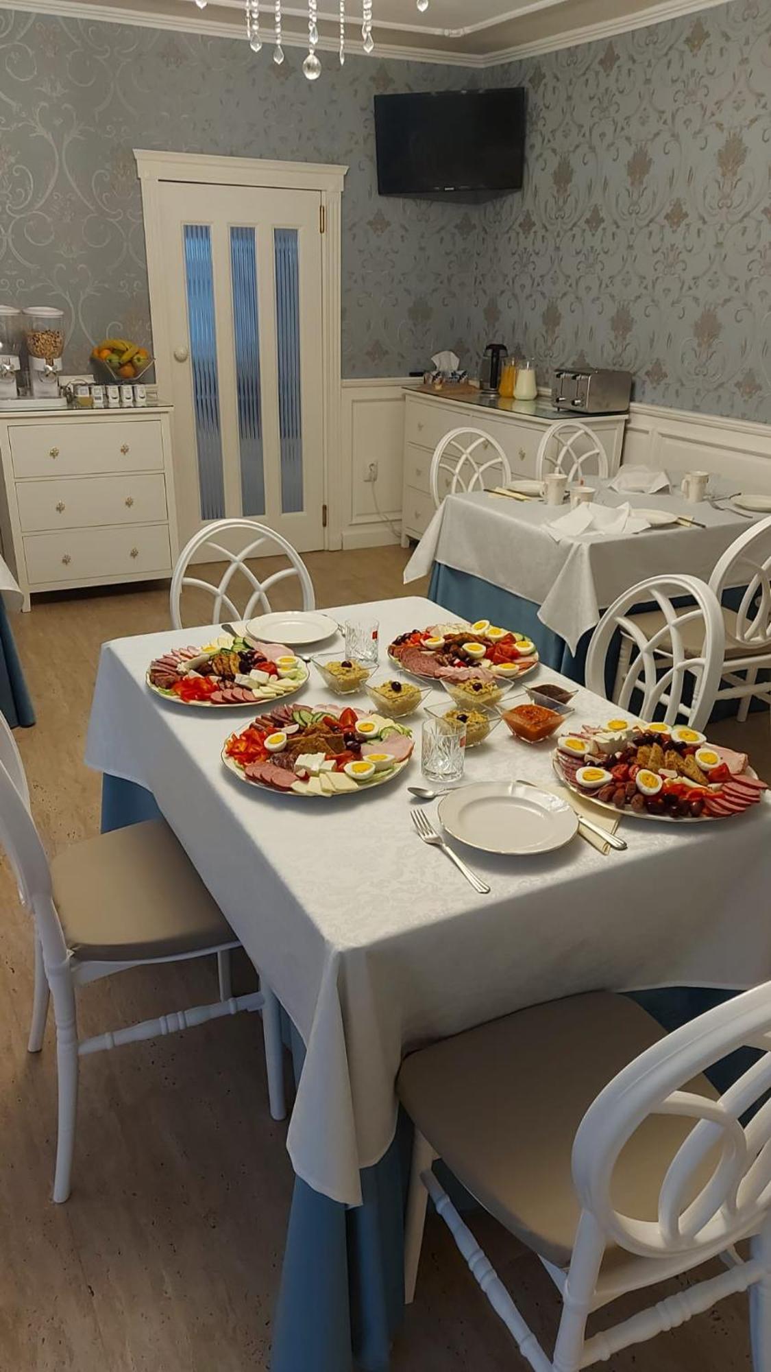 Hotel Conacul Poetilor Gura Rîului Esterno foto